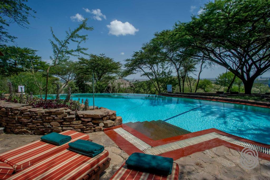 Image Slider No: 1 7 Days Tanzania Lodge Safari